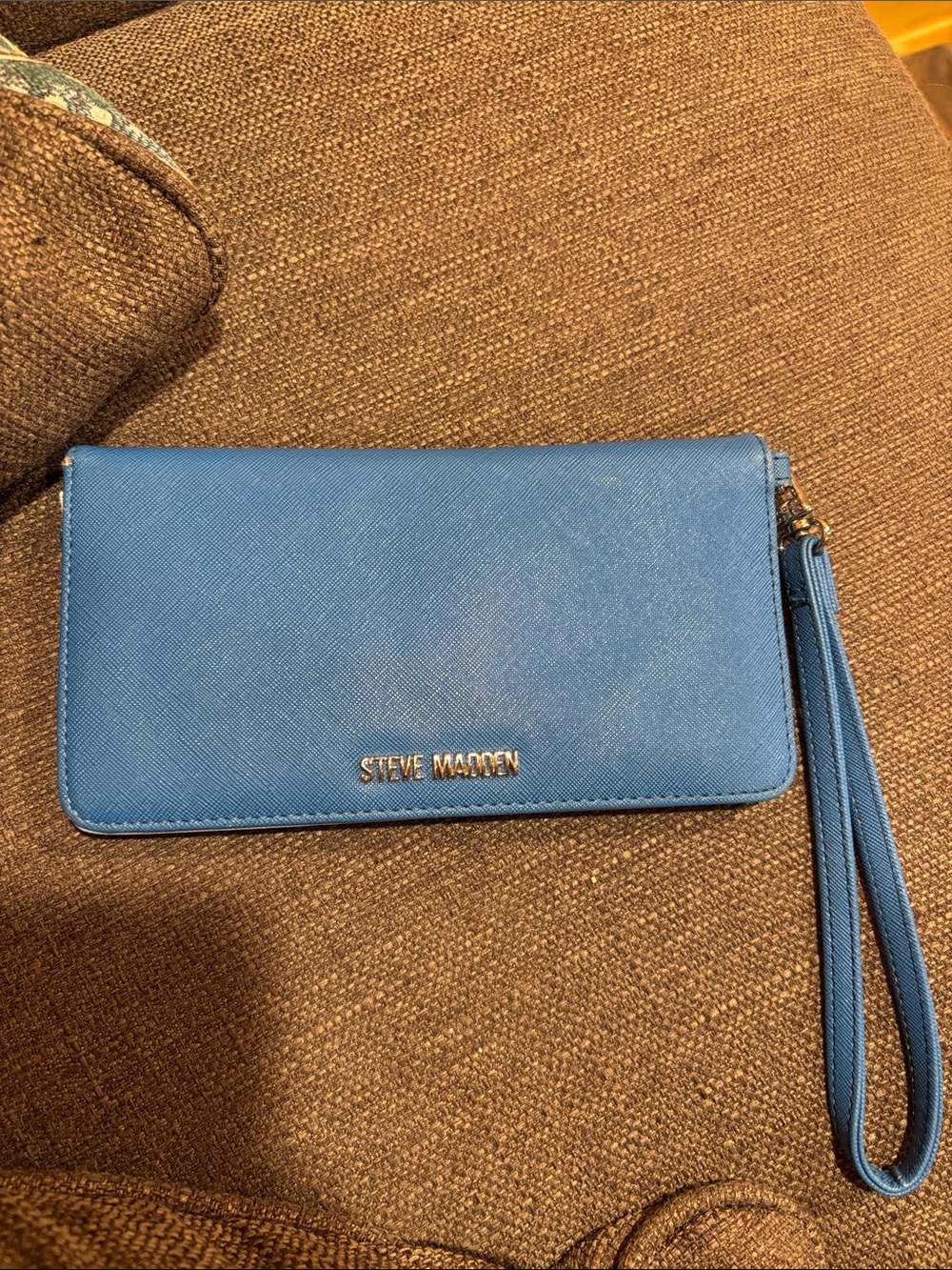 Steve Madden Blue Wristlet Clutch with Detachable Strap